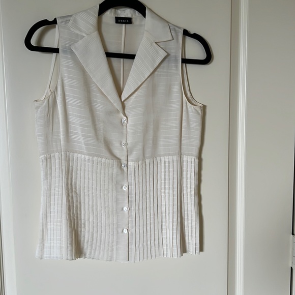 A-K-R-I-S - Picture 1 of 4